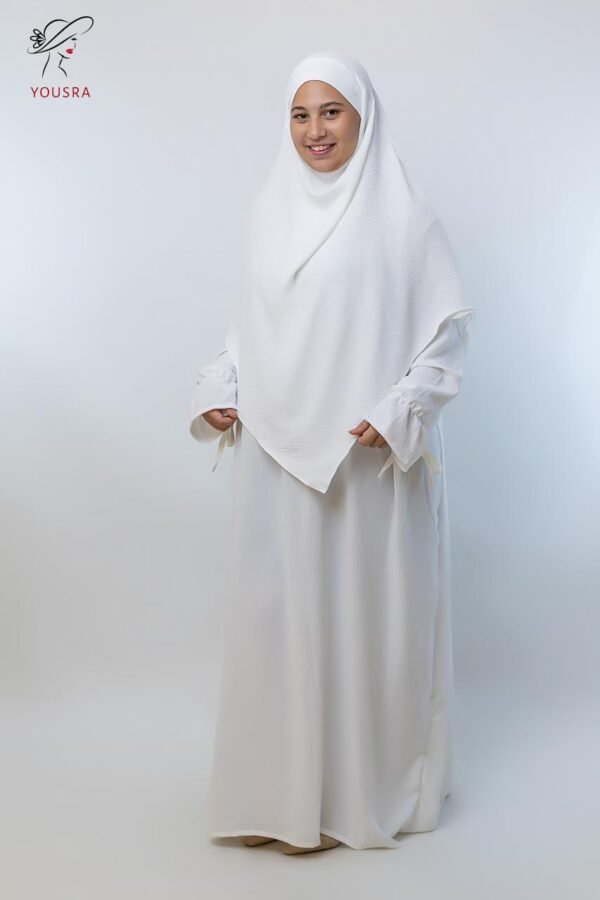 موديل عباية بالخمار الفرنسي اوف وايت